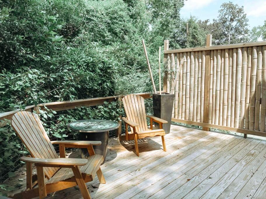 Modern Treehouse, Close To Downtown And Beach Wilmington Eksteriør billede