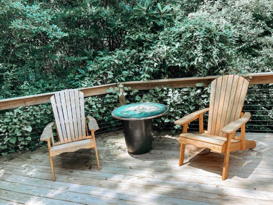 Modern Treehouse, Close To Downtown And Beach Wilmington Eksteriør billede